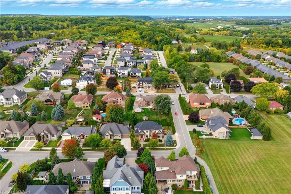 2 Bunny Glen Drive, Niagara-On-The-Lake, ON - Outdoor With View