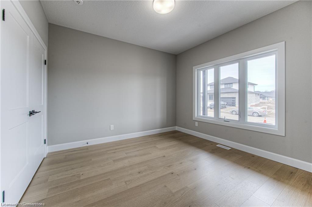 59 Weymouth Street, Elmira, ON - Indoor Photo Showing Other Room