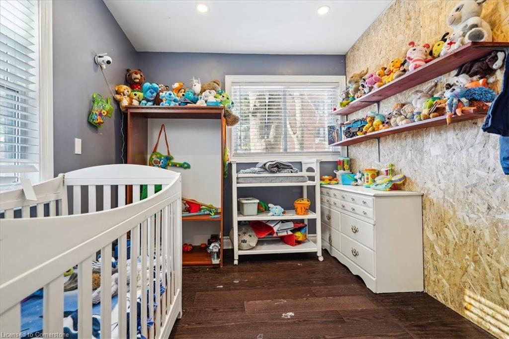 341 George Street S, Peterborough, ON - Indoor Photo Showing Bedroom
