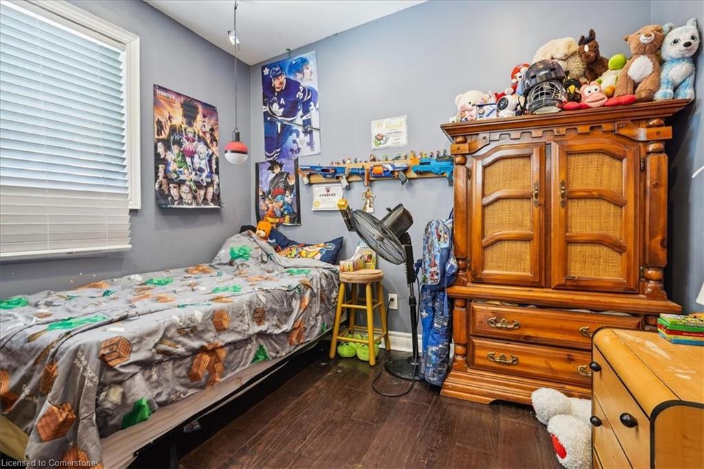 341 George Street S, Peterborough, ON - Indoor Photo Showing Bedroom