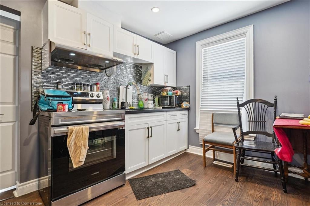 341 George Street S, Peterborough, ON - Indoor Photo Showing Kitchen
