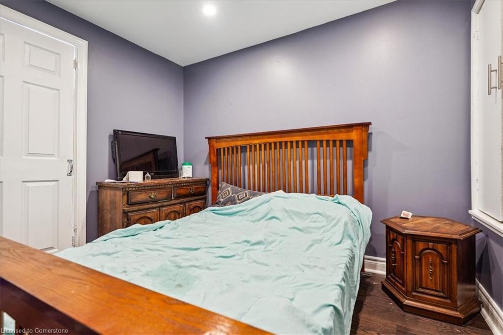 341 George Street S, Peterborough, ON - Indoor Photo Showing Bedroom