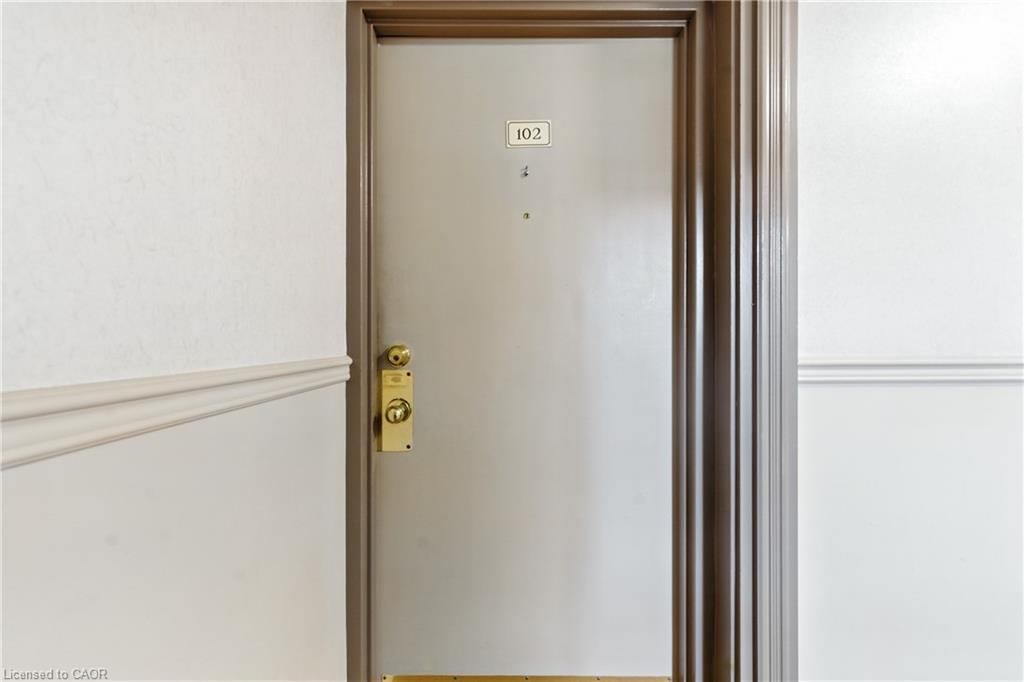 102-264 Oakdale Avenue, St. Catharines, ON - Indoor Photo Showing Other Room