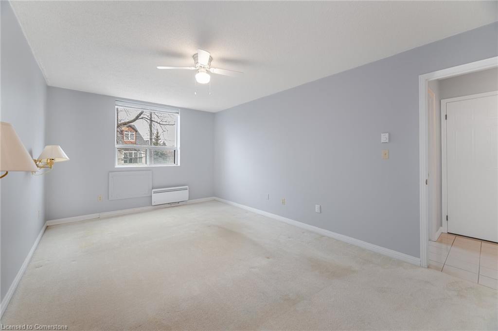 201-166 Mountain Park Avenue, Hamilton, ON - Indoor Photo Showing Other Room