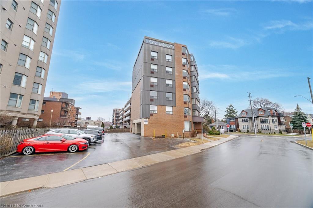 201-166 Mountain Park Avenue, Hamilton, ON - Outdoor With Facade