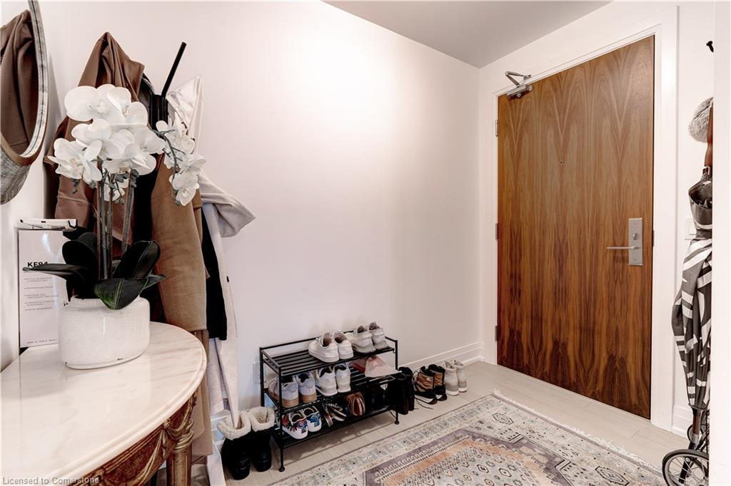 608-2025 Maria Street, Burlington, ON - Indoor Photo Showing Other Room