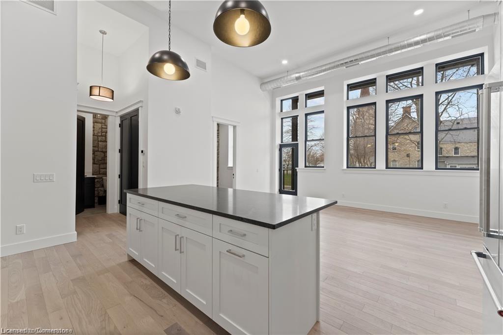 204-247 Brock Street, Amherstburg, ON - Indoor Photo Showing Other Room