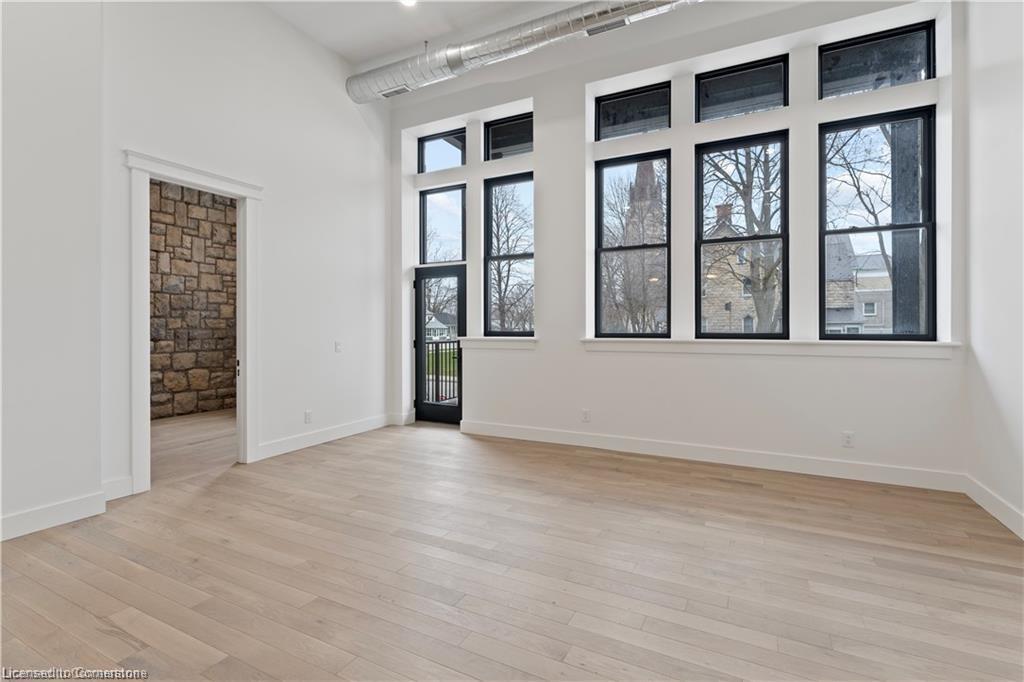 204-247 Brock Street, Amherstburg, ON - Indoor Photo Showing Other Room