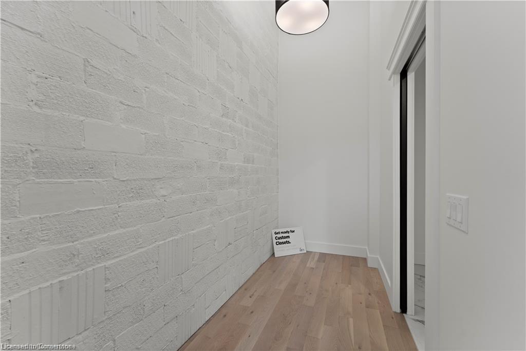 204-247 Brock Street, Amherstburg, ON - Indoor