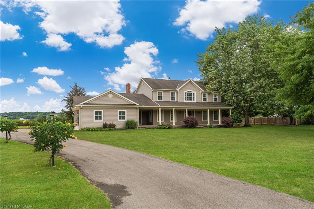 915 Queenston Road, Niagara-On-The-Lake, ON - Outdoor With Deck Patio Veranda With Facade
