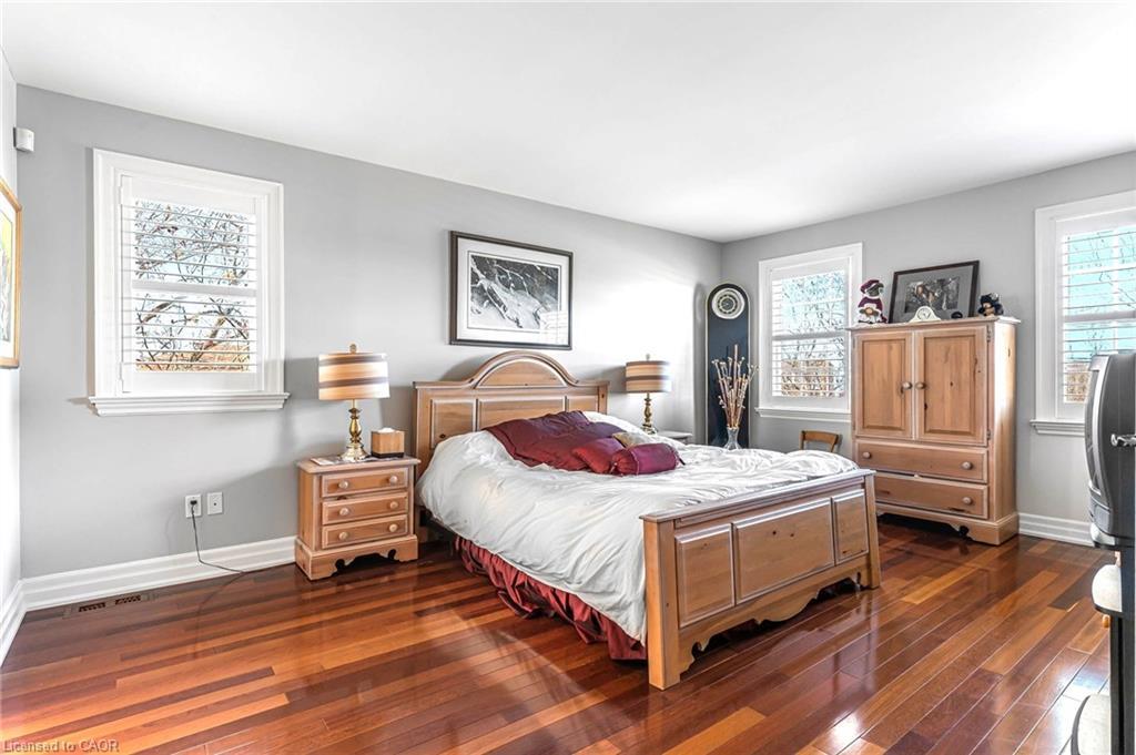 915 Queenston Road, Niagara-On-The-Lake, ON - Indoor Photo Showing Bedroom