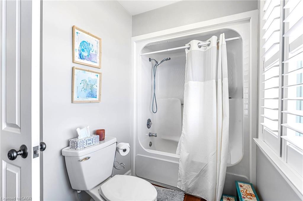 915 Queenston Road, Niagara-On-The-Lake, ON - Indoor Photo Showing Bathroom