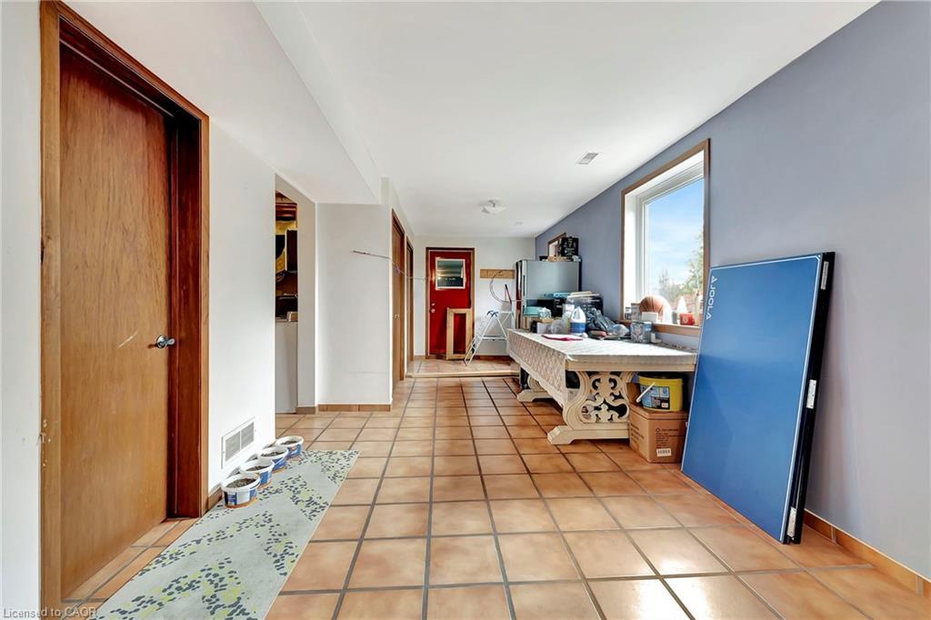 2280 Highway 6, Flamborough, ON - Indoor Photo Showing Other Room