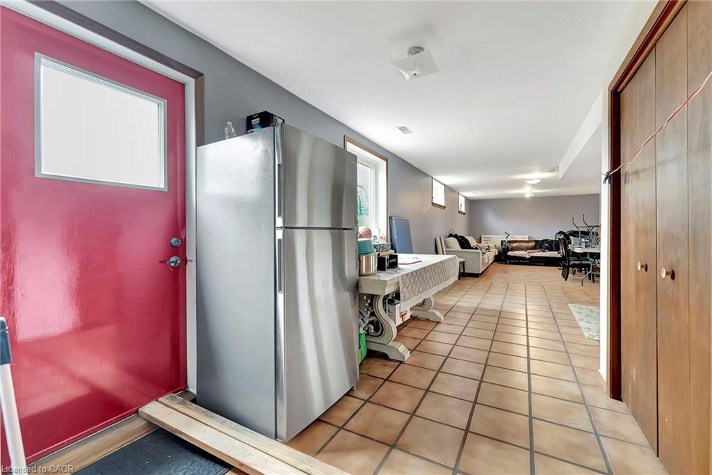 2280 Highway 6, Flamborough, ON - Indoor Photo Showing Other Room