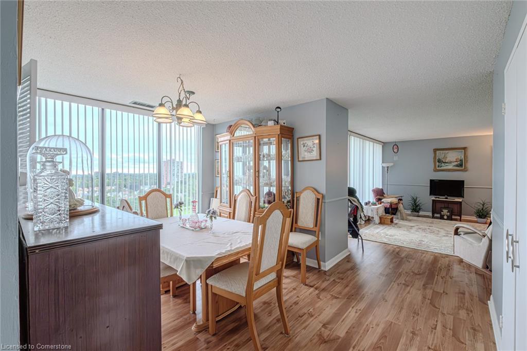 1203-6500 Montevideo Road, Mississauga, ON - Indoor Photo Showing Dining Room