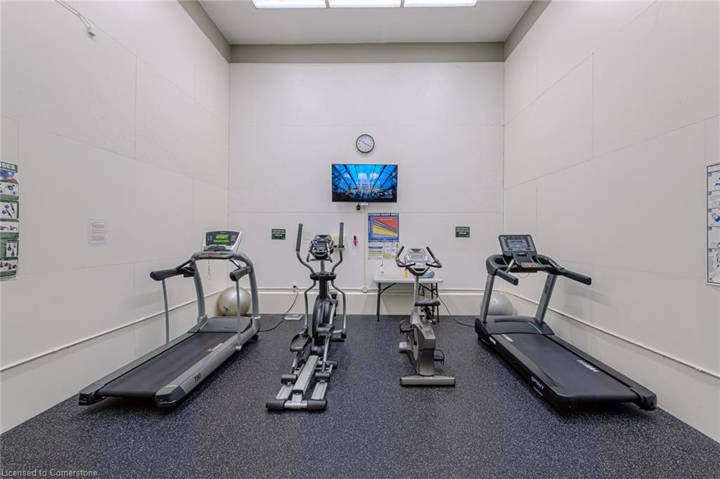 1203-6500 Montevideo Road, Mississauga, ON - Indoor Photo Showing Gym Room