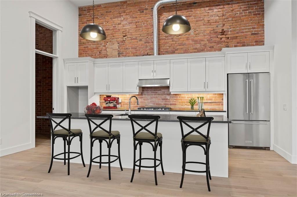 201-247 Brock Street, Amherstburg, ON - Indoor Photo Showing Kitchen