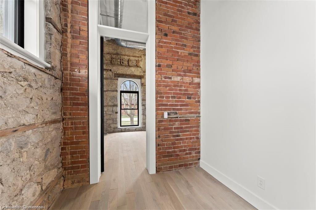 201-247 Brock Street, Amherstburg, ON - Indoor Photo Showing Other Room