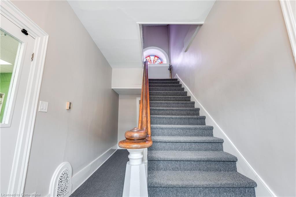 840-846 King Street E, Cambridge, ON