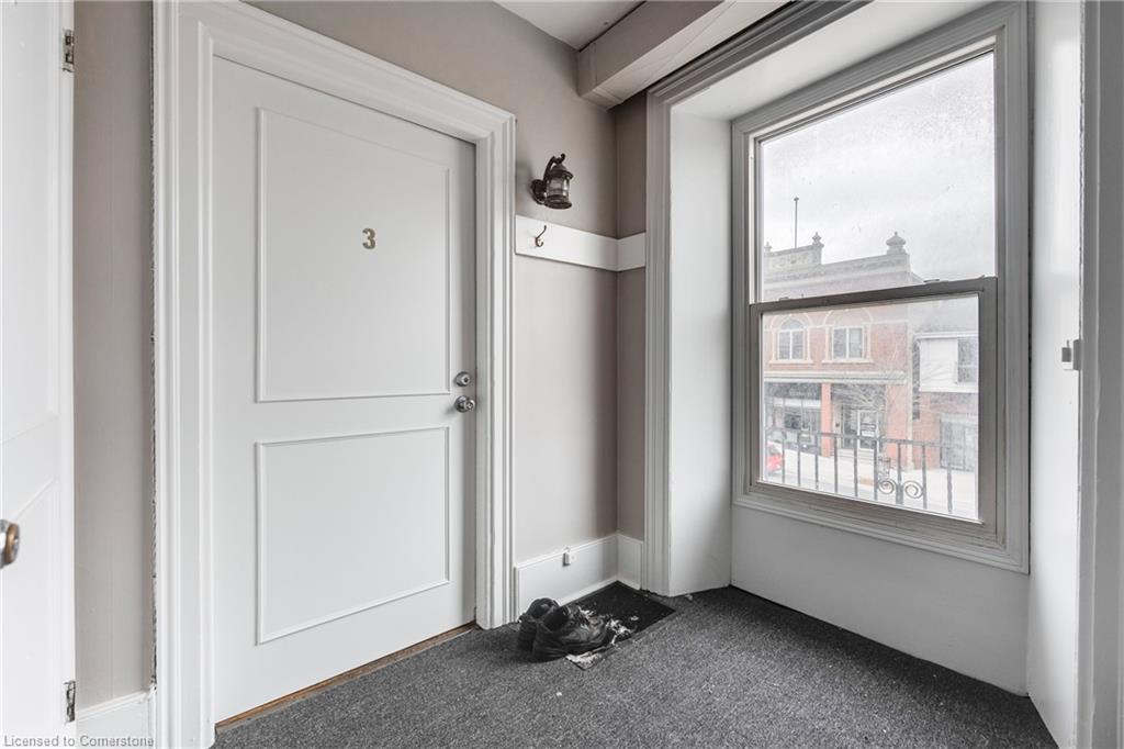 840-846 King Street E, Cambridge, ON