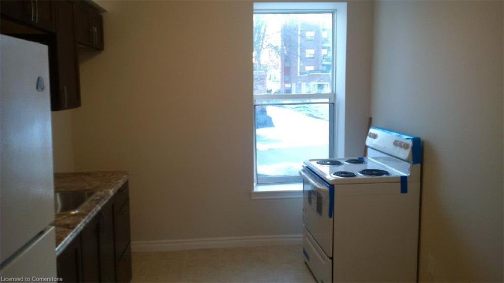 840-846 King Street E, Cambridge, ON