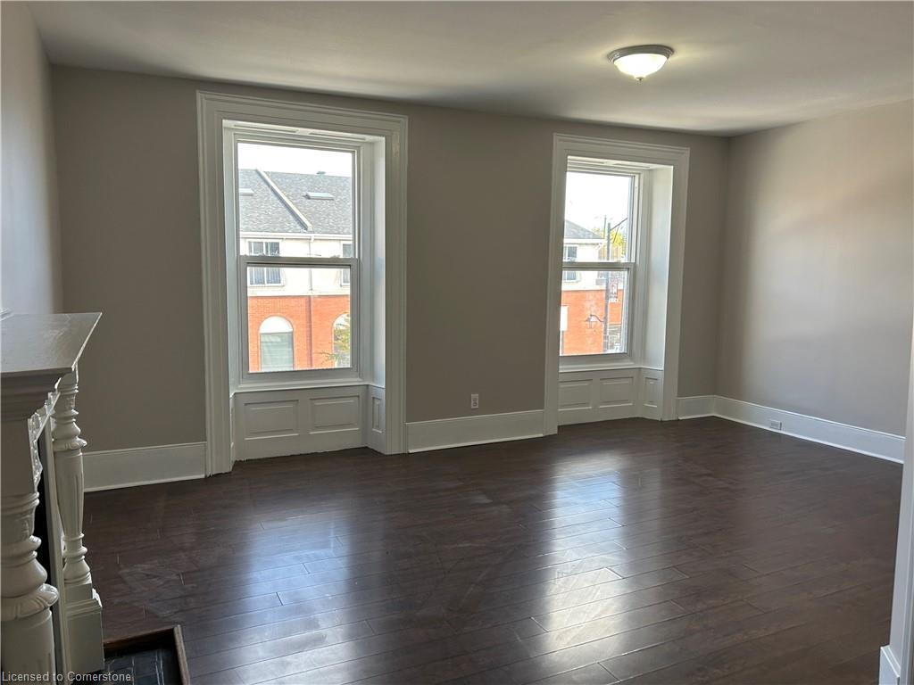 840-846 King Street E, Cambridge, ON