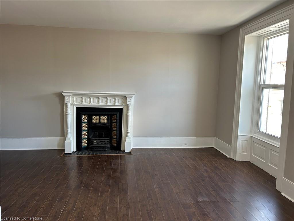 840-846 King Street E, Cambridge, ON