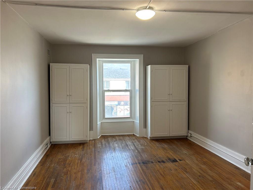 840-846 King Street E, Cambridge, ON