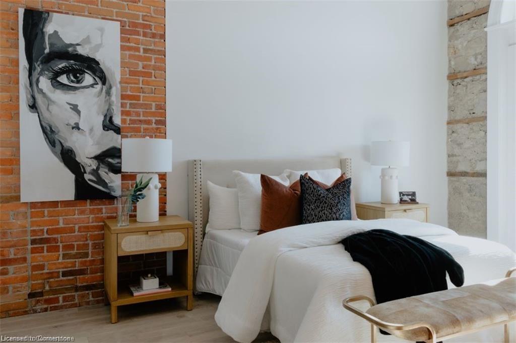 202-247 Brock Street, Amherstburg, ON - Indoor Photo Showing Bedroom