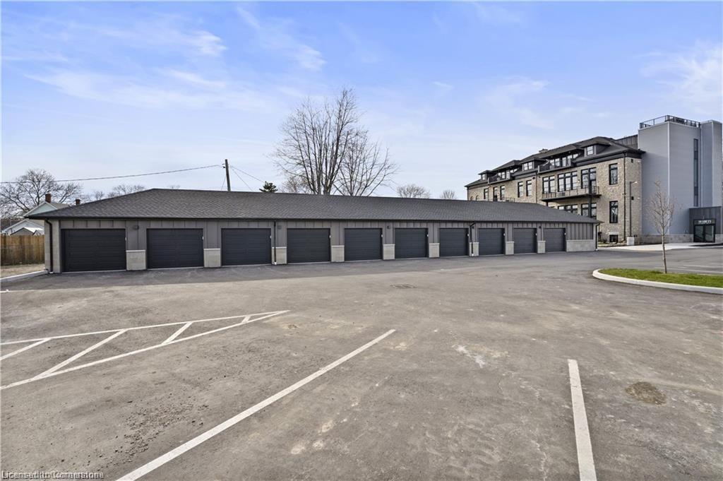 202-247 Brock Street, Amherstburg, ON - Outdoor