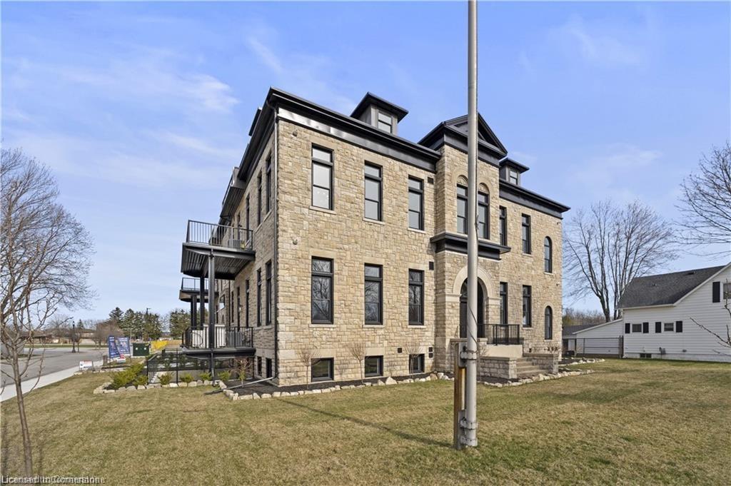 202-247 Brock Street, Amherstburg, ON - Outdoor