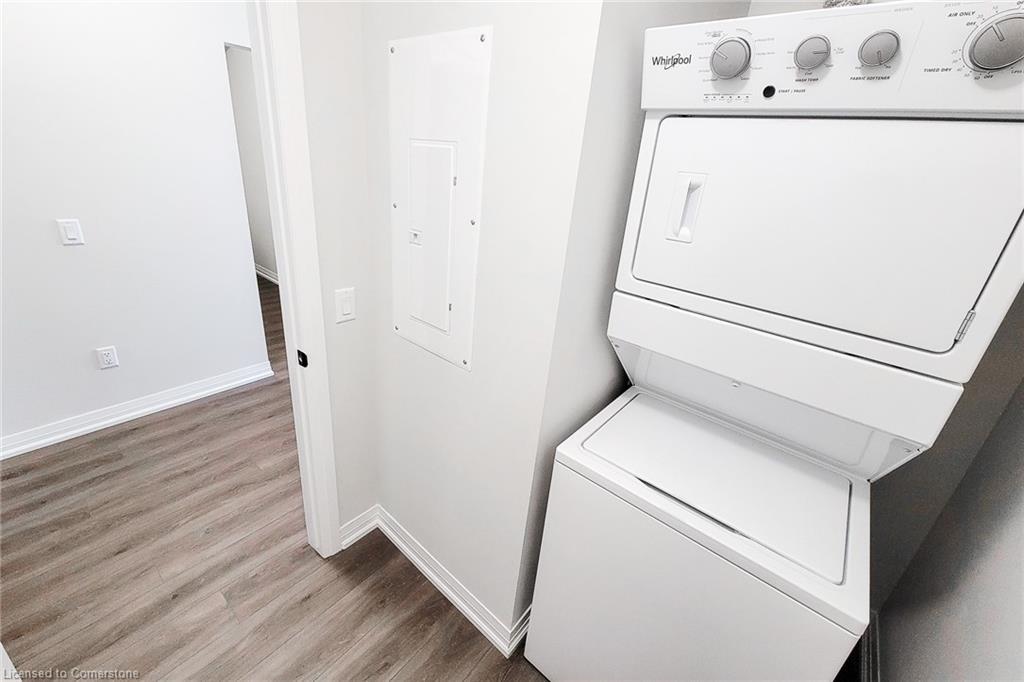 107-120 Springvalley Crescent, Hamilton, ON - Indoor Photo Showing Laundry Room