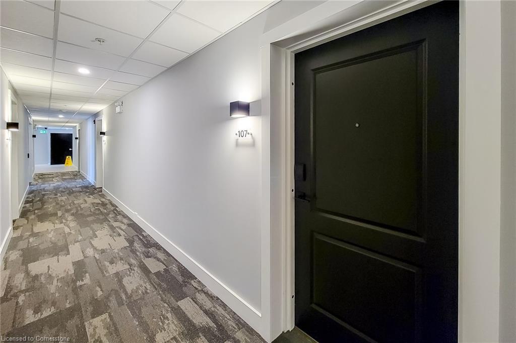 107-120 Springvalley Crescent, Hamilton, ON - Indoor Photo Showing Other Room