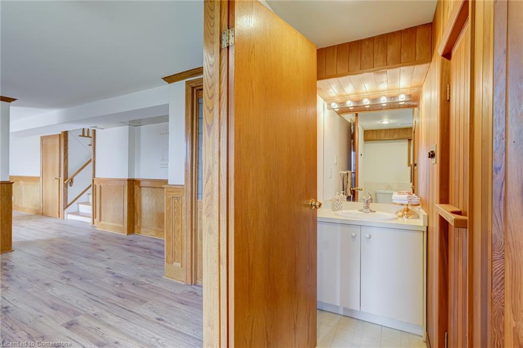 1252 Lakeview Drive, Oakville, ON - Indoor