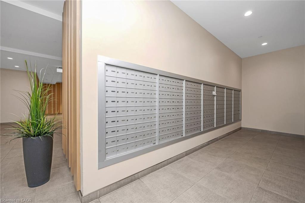 904-108 Garment Street, Kitchener, ON - Indoor Photo Showing Other Room