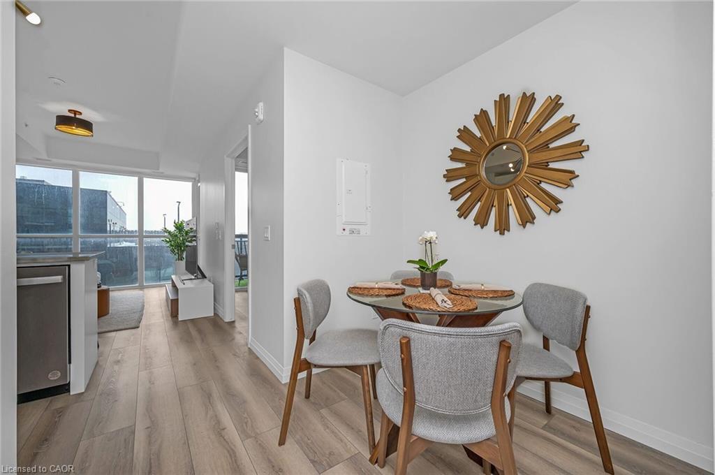 904-108 Garment Street, Kitchener, ON - Indoor Photo Showing Dining Room
