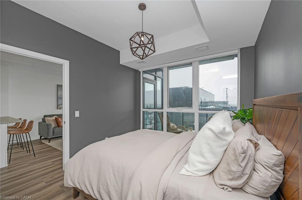 904-108 Garment Street, Kitchener, ON - Indoor Photo Showing Bedroom