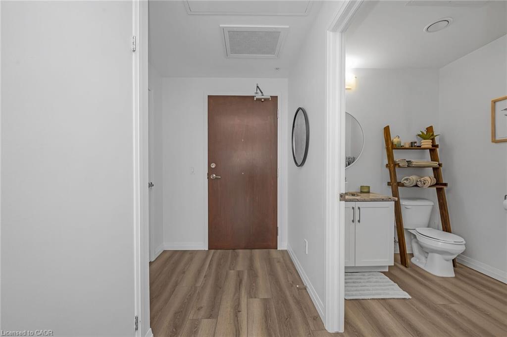 904-108 Garment Street, Kitchener, ON - Indoor Photo Showing Other Room