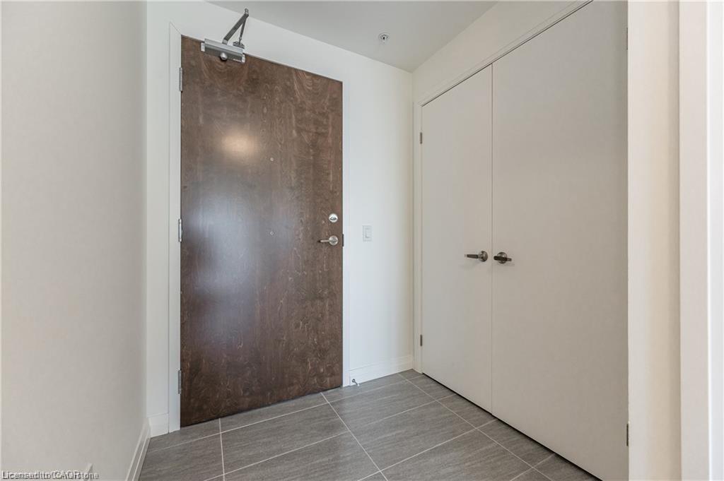 903-108 Garment Street, Kitchener, ON - Indoor Photo Showing Other Room