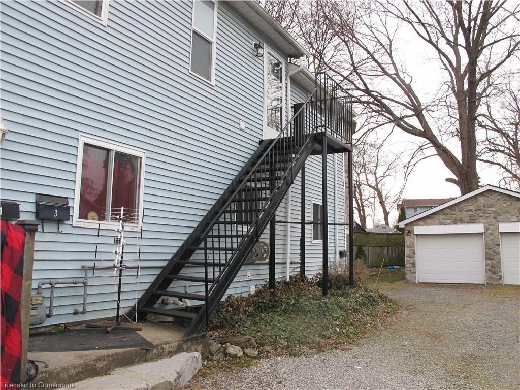 4233 May Avenue, Niagara Falls, ON - Outdoor