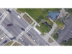 3105 Cawthra Road Mississauga, ON L5A 2X4