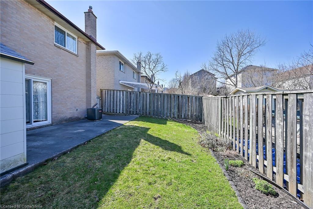 43 Everest Street, Hamilton, ON - Outdoor