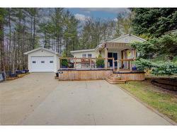 18 Maple-7489 Side Road 5 E Mount Forest, ON N0G 2L0