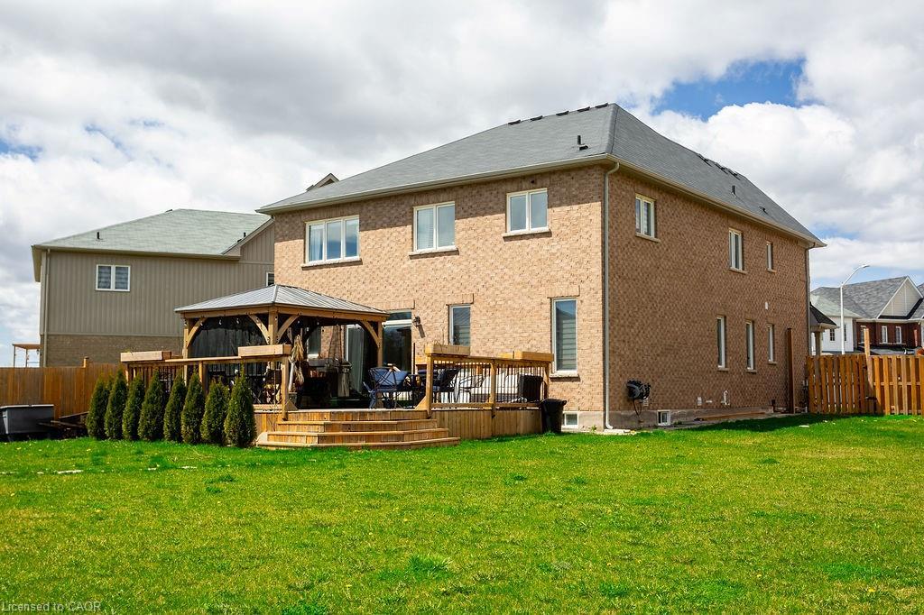 7776 Tupelo Crescent, Niagara Falls, ON - Outdoor With Deck Patio Veranda With Exterior