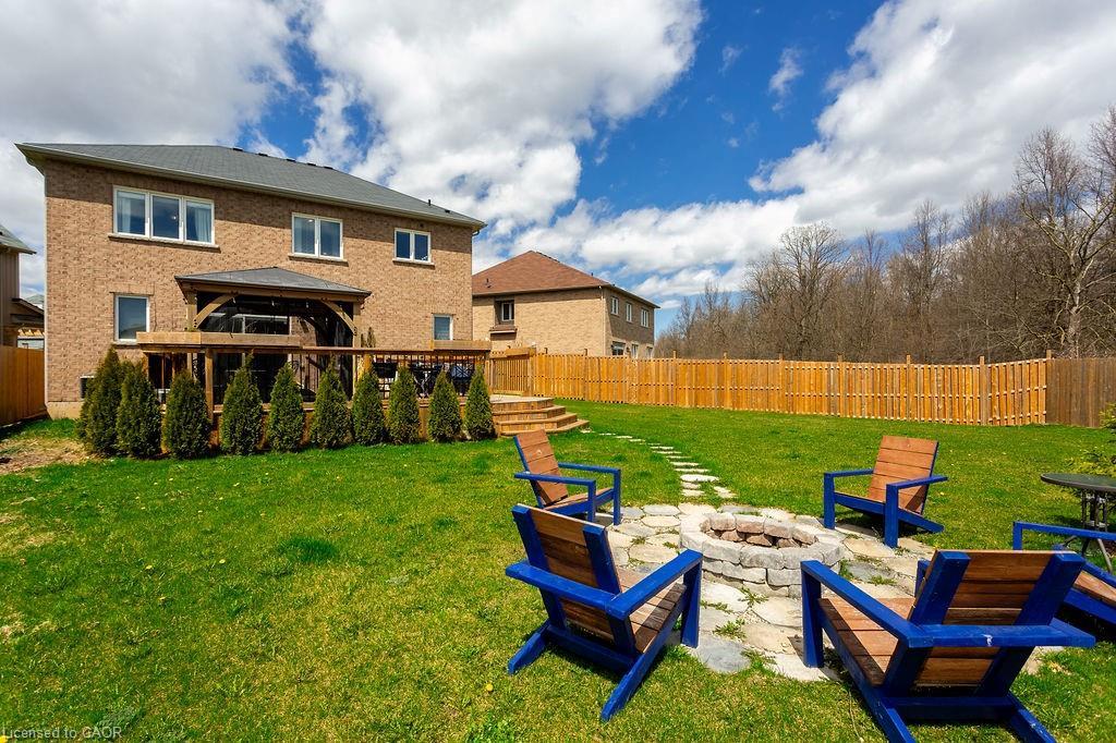 7776 Tupelo Crescent, Niagara Falls, ON - Outdoor With Deck Patio Veranda