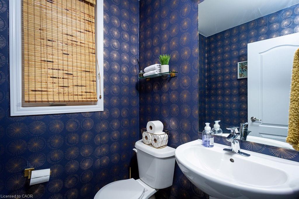 7776 Tupelo Crescent, Niagara Falls, ON - Indoor Photo Showing Bathroom