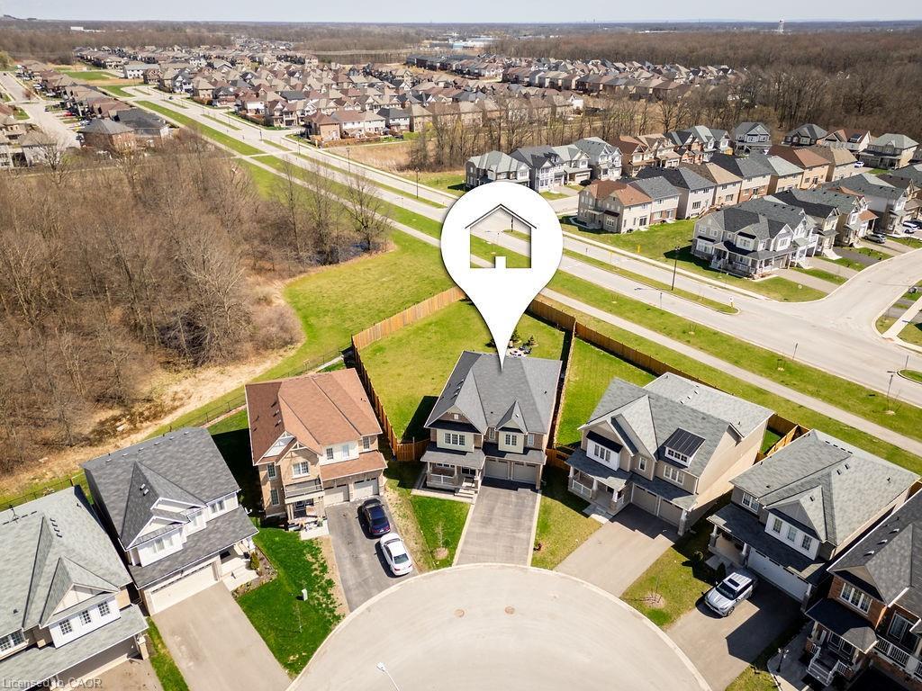 7776 Tupelo Crescent, Niagara Falls, ON - Outdoor With View