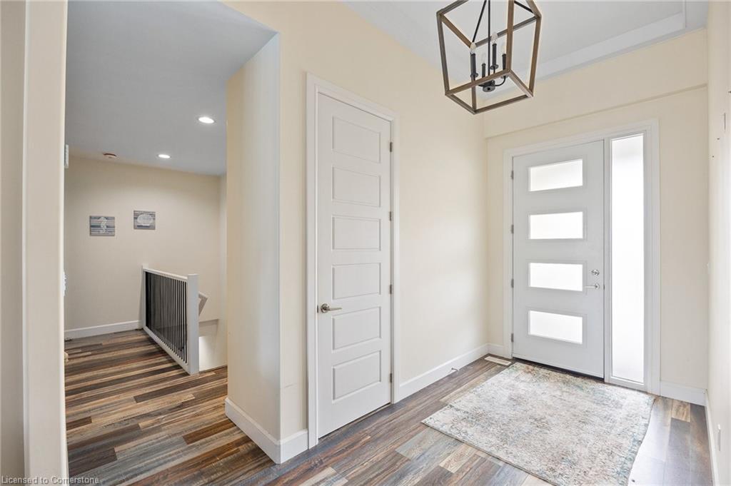 5 Fracas Court, Kingsville, ON - Indoor Photo Showing Other Room