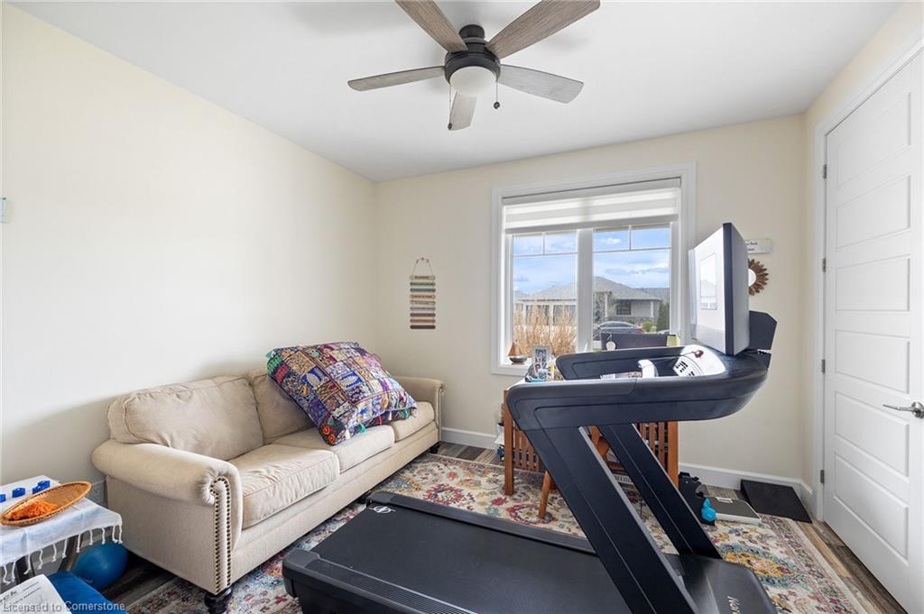 5 Fracas Court, Kingsville, ON - Indoor Photo Showing Living Room