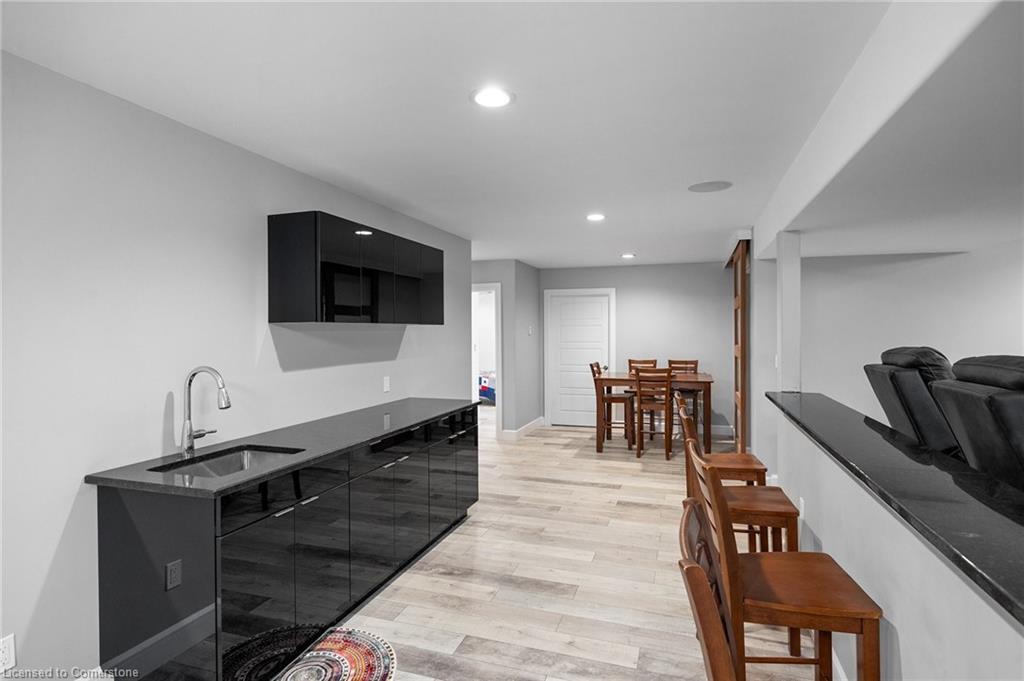 5 Fracas Court, Kingsville, ON - Indoor